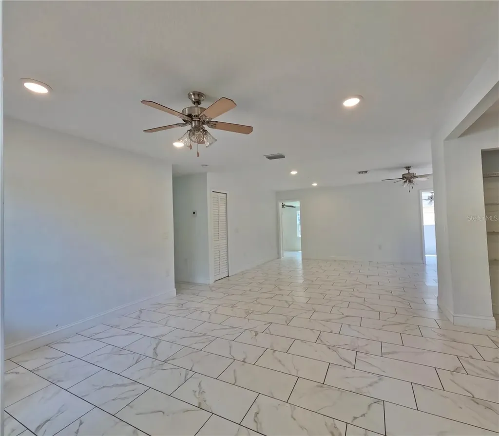 1004 S Empire Street Plant City FL 33563