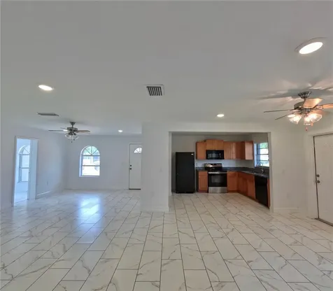 1004 S Empire Street Plant City FL 33563