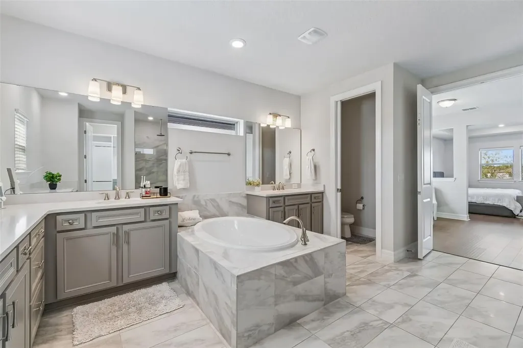 9070 Woodland Forest Road Orlando FL 32836
