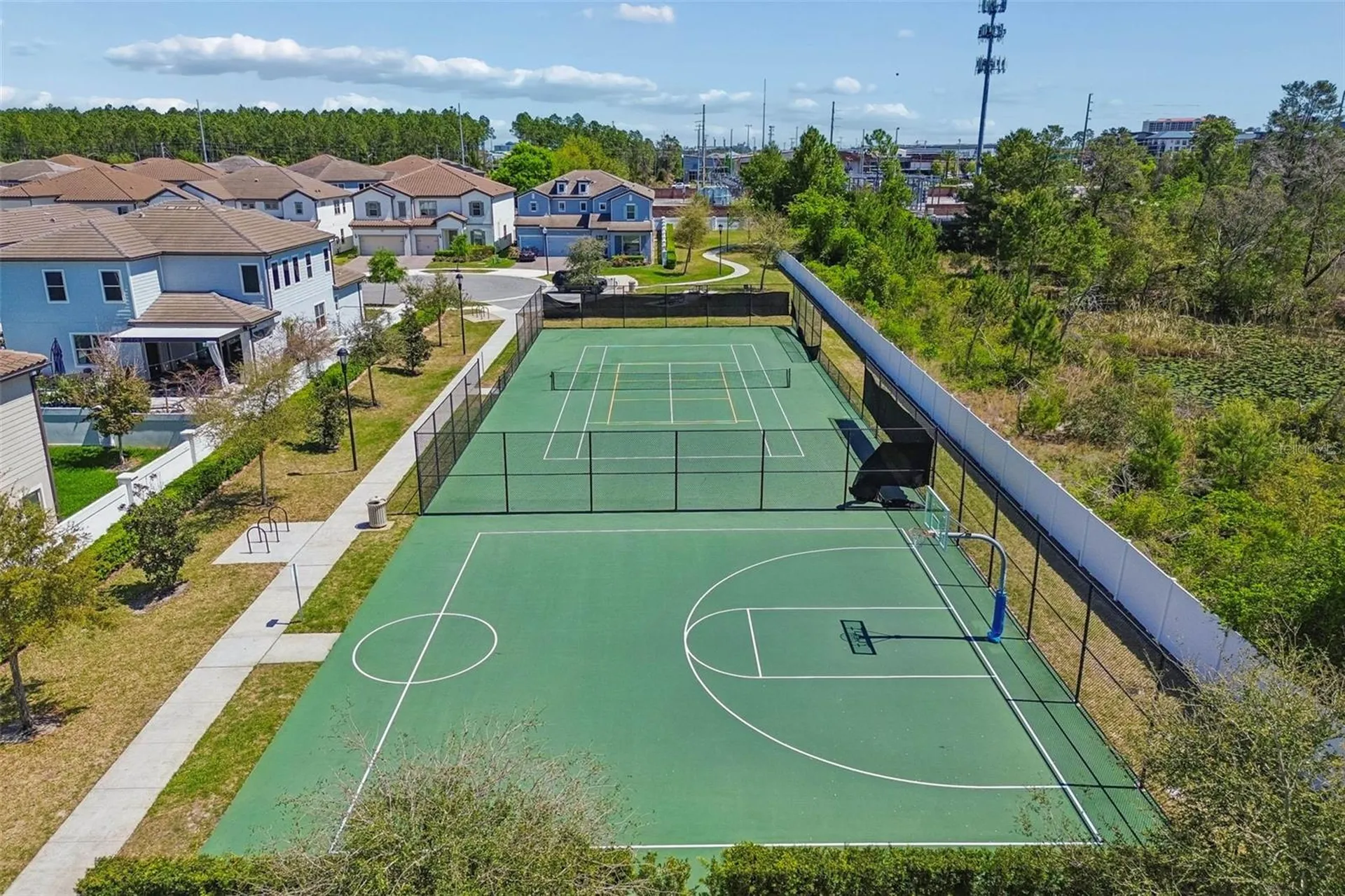 9070 Woodland Forest Road Orlando FL 32836