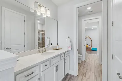 9070 Woodland Forest Road Orlando FL 32836