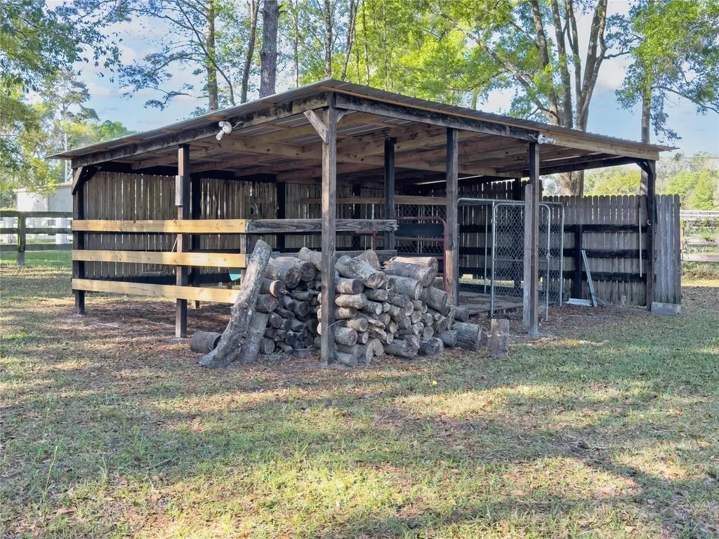 4 Hialeah Drive Ocala FL 34482
