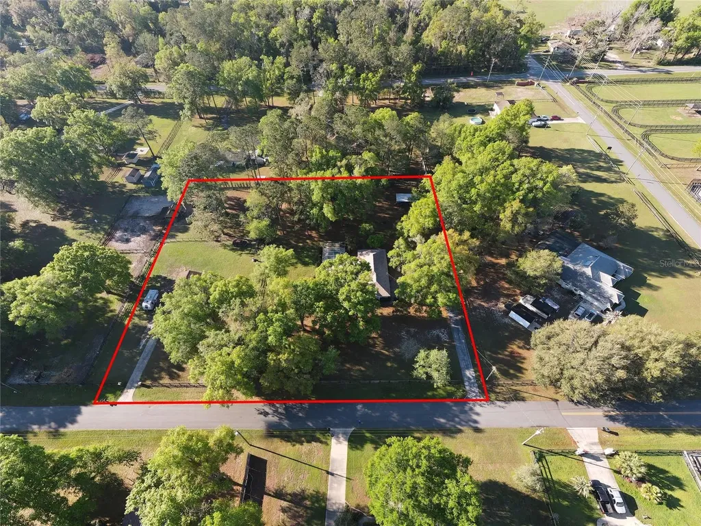 4 Hialeah Drive Ocala FL 34482