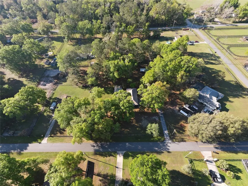 4 Hialeah Drive Ocala FL 34482