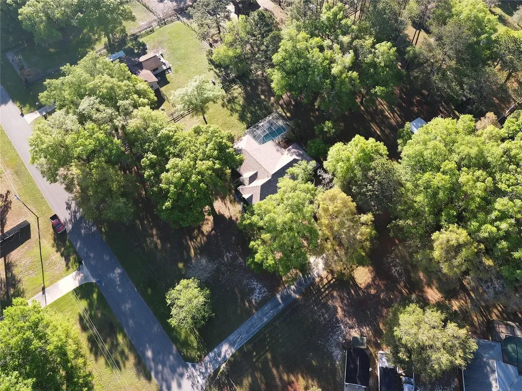 4 Hialeah Drive Ocala FL 34482