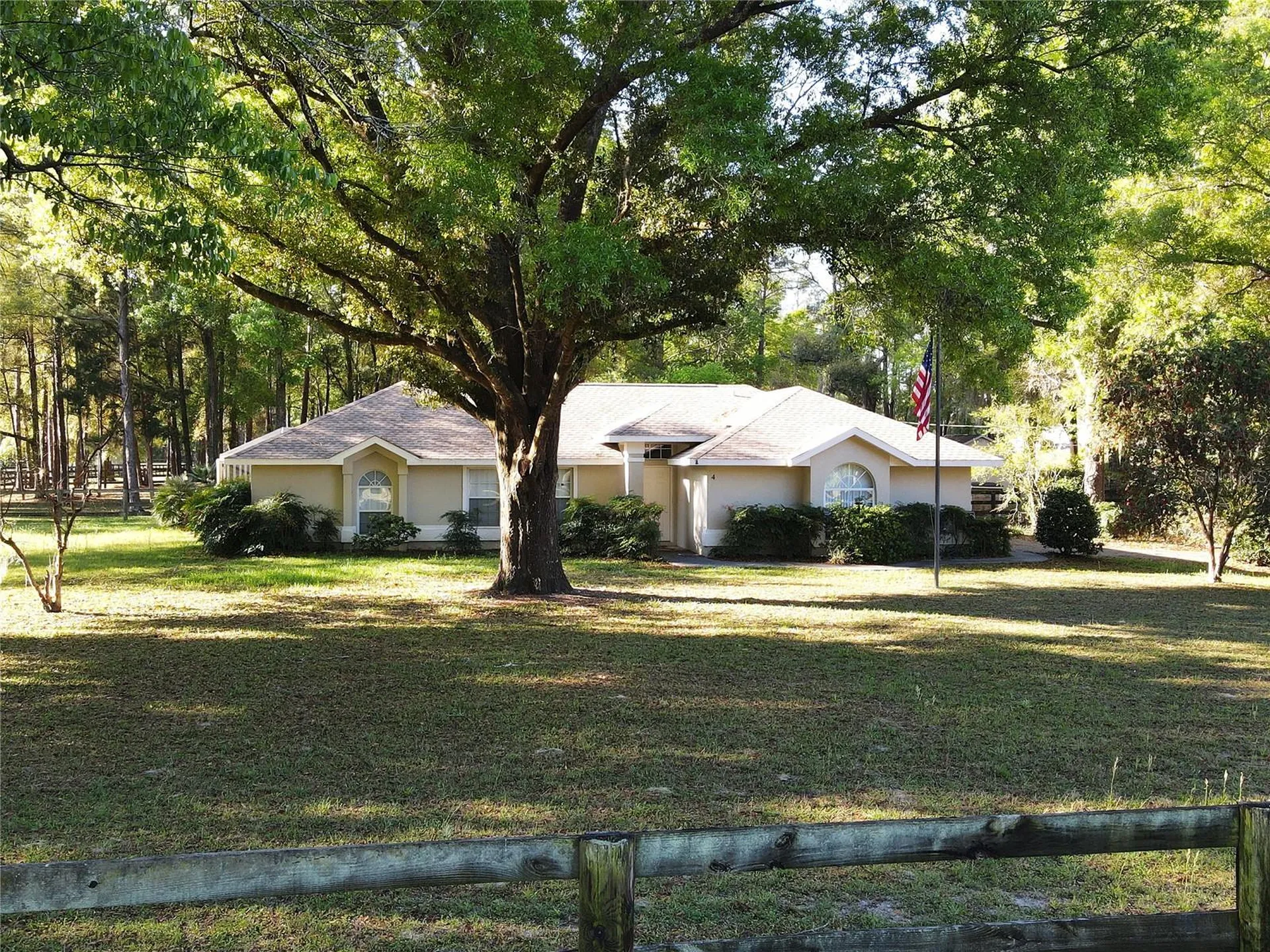 4 Hialeah Drive Ocala FL 34482