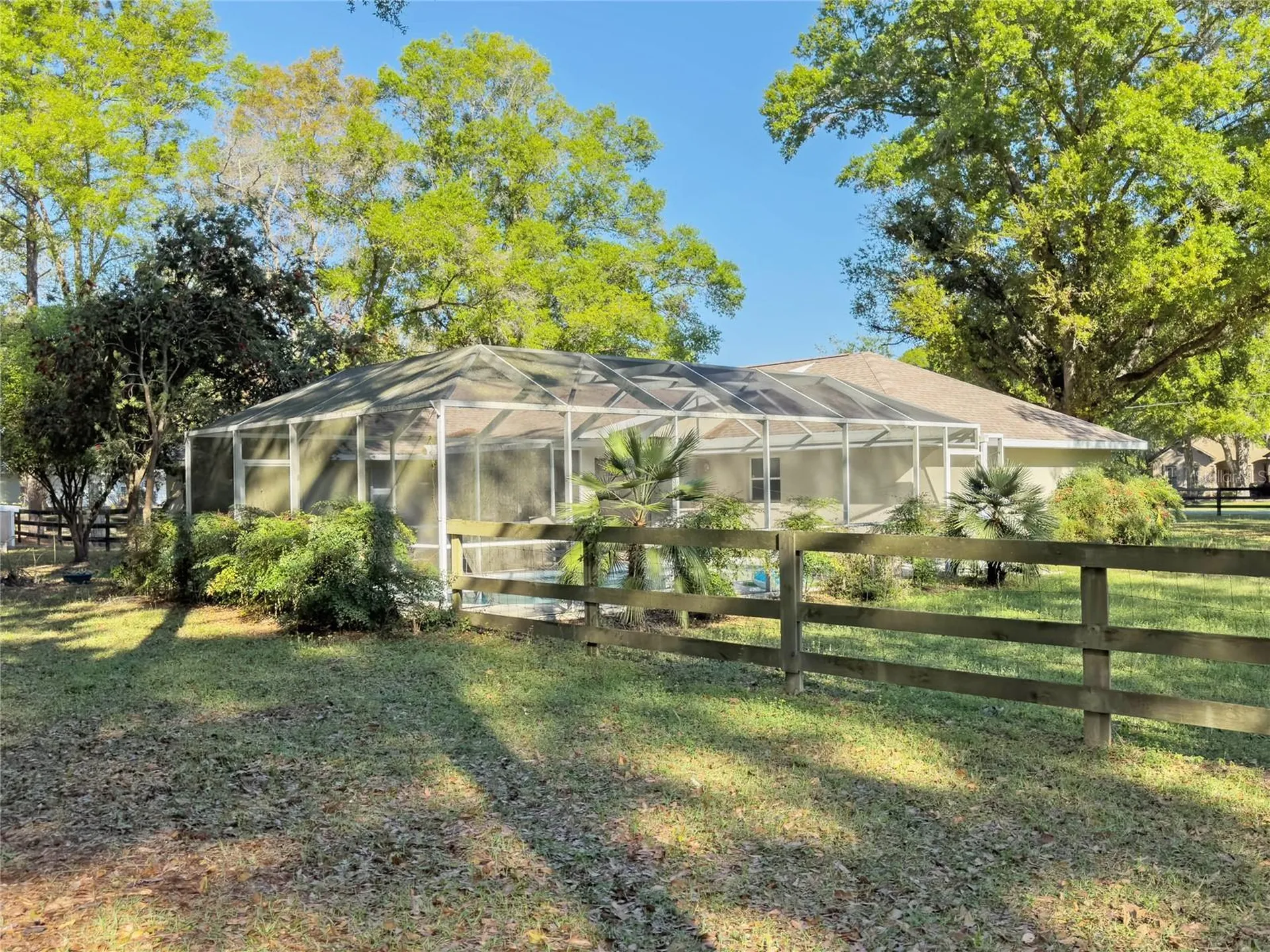4 Hialeah Drive Ocala FL 34482