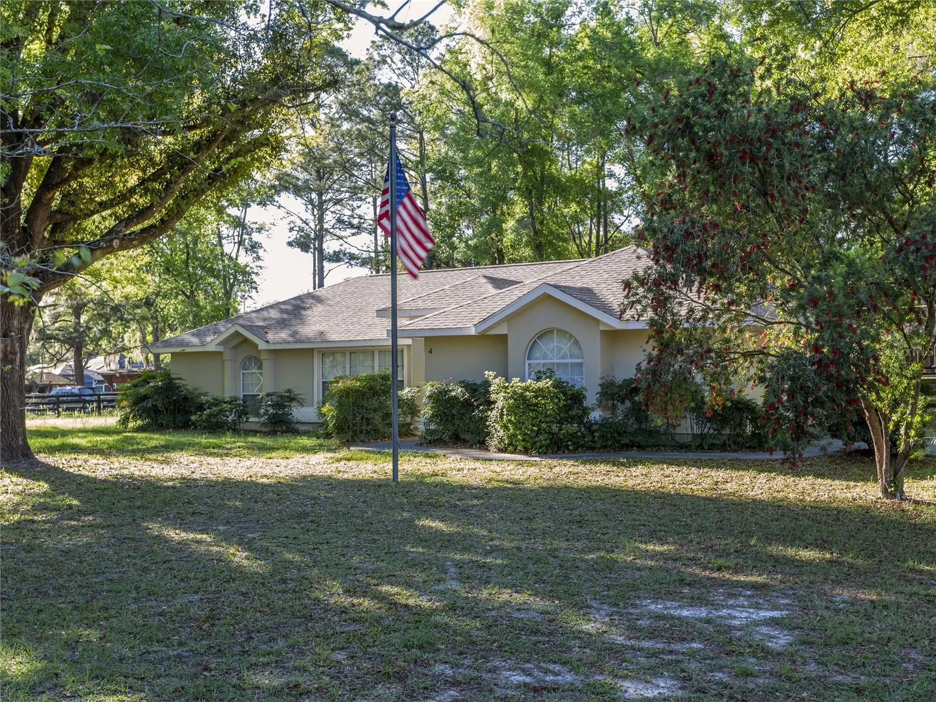 4 Hialeah Drive Ocala FL 34482