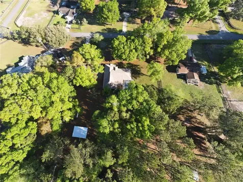 4 Hialeah Drive Ocala FL 34482