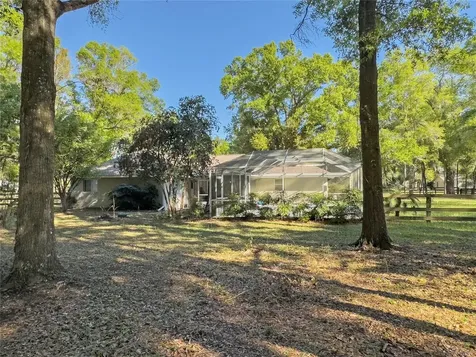 4 Hialeah Drive Ocala FL 34482