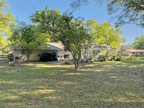 4 Hialeah Drive Ocala FL 34482