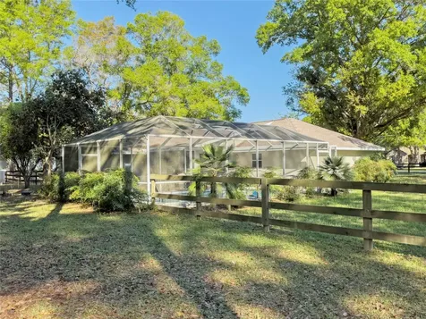 4 Hialeah Drive Ocala FL 34482