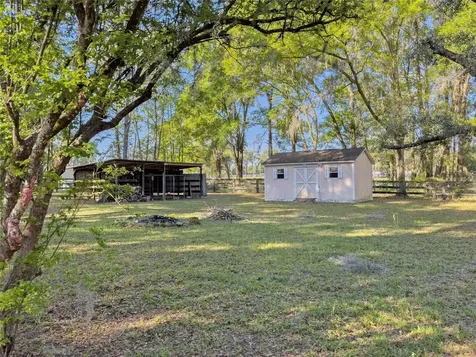 4 Hialeah Drive Ocala FL 34482