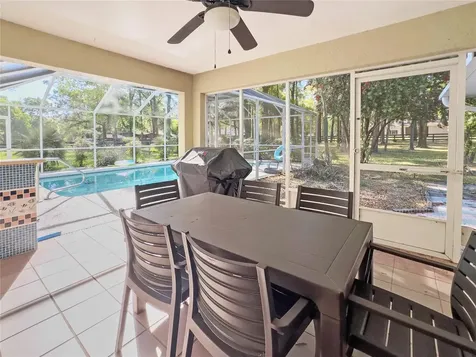 4 Hialeah Drive Ocala FL 34482