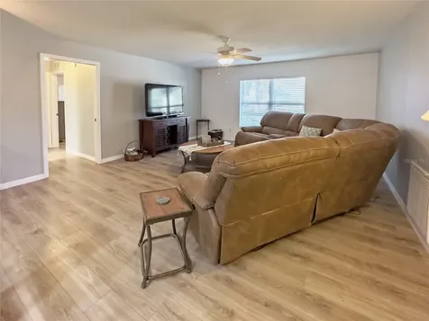 4 Hialeah Drive Ocala FL 34482