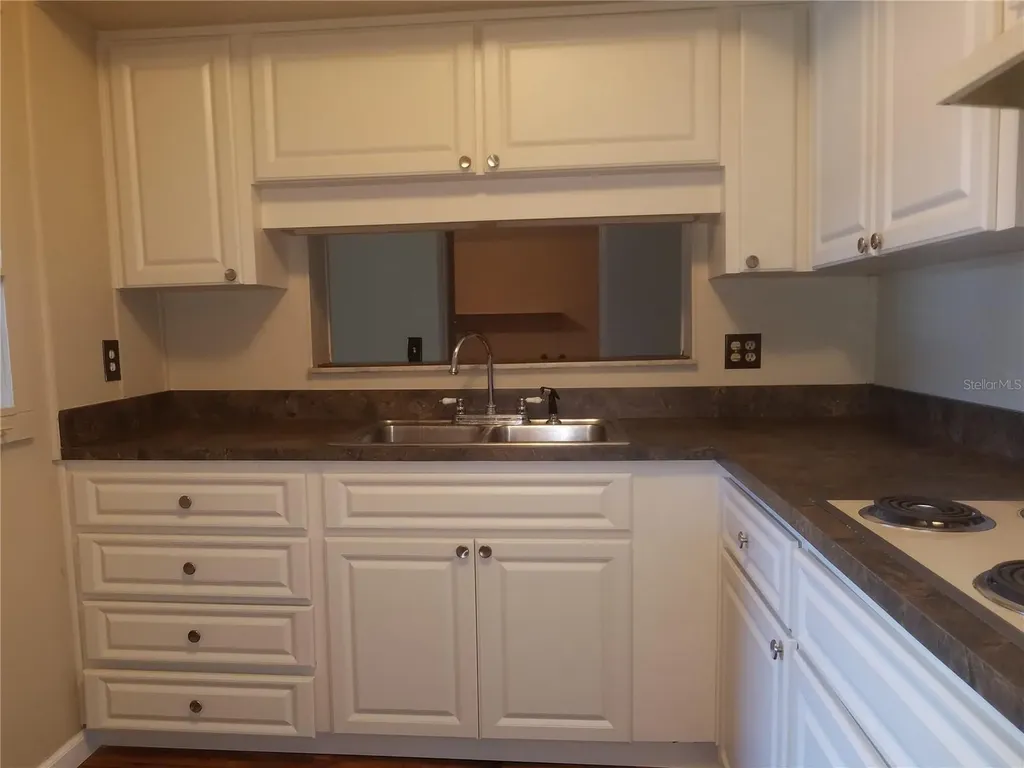 5853 Pine Street New Port Richey FL 34652