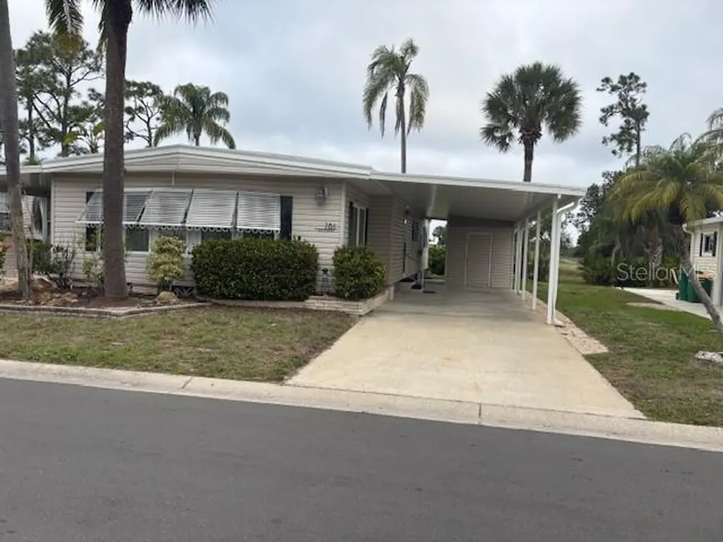 2100 Kings Highway Port Charlotte FL 33980
