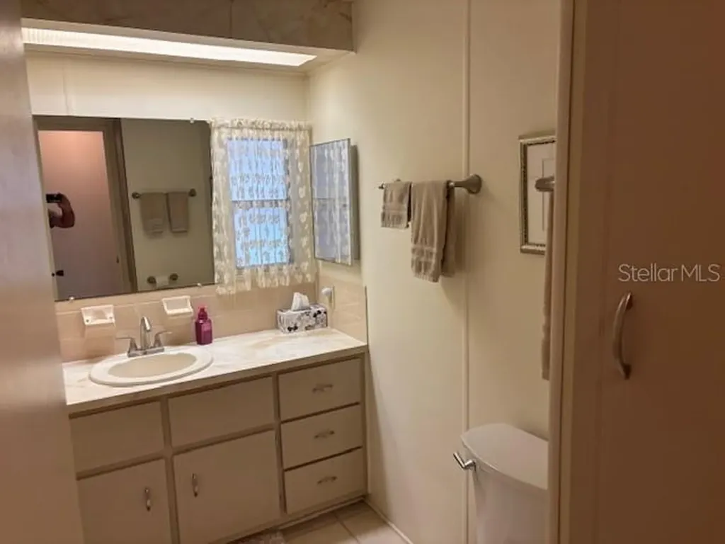 2100 Kings Highway Port Charlotte FL 33980