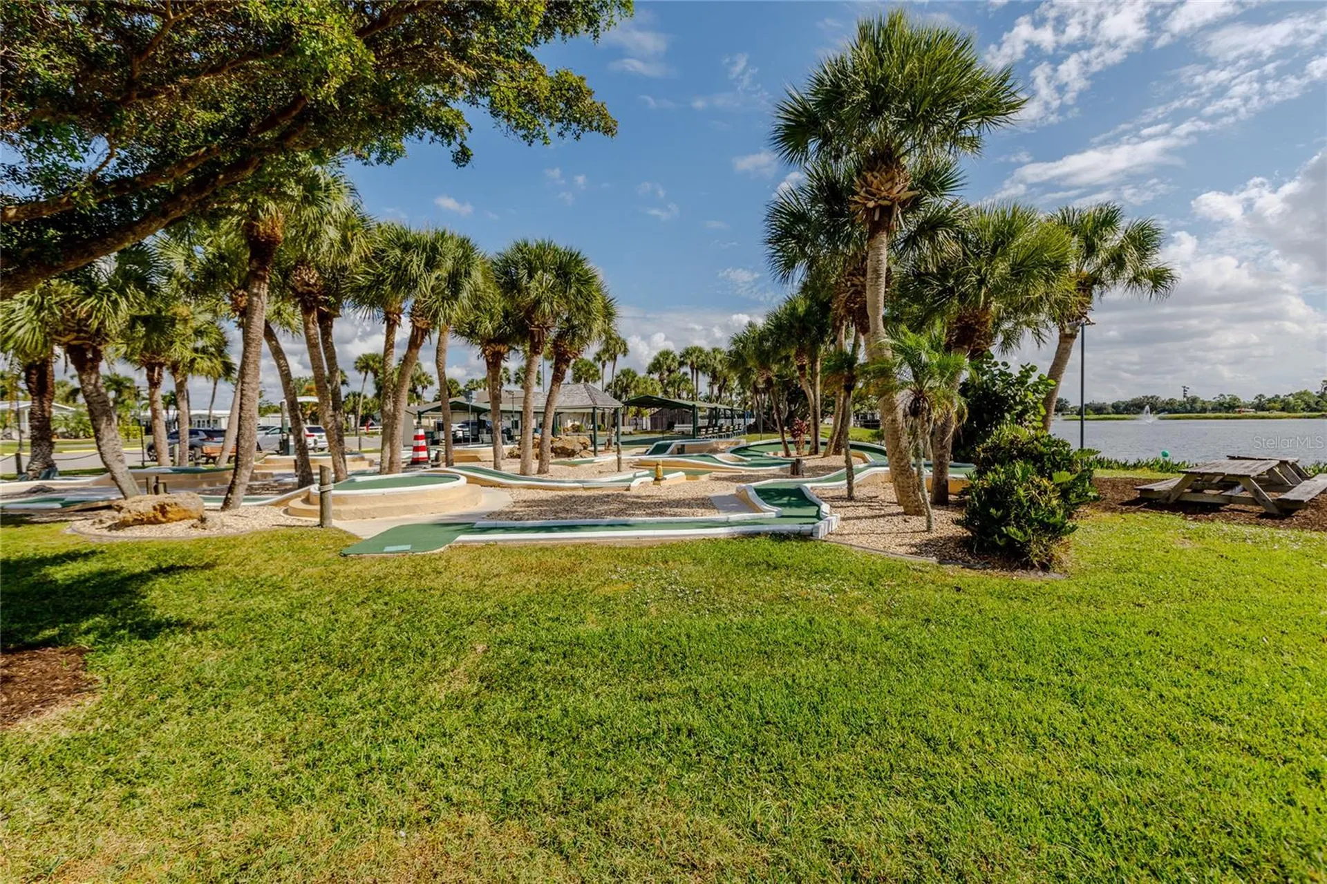 2100 Kings Highway Port Charlotte FL 33980