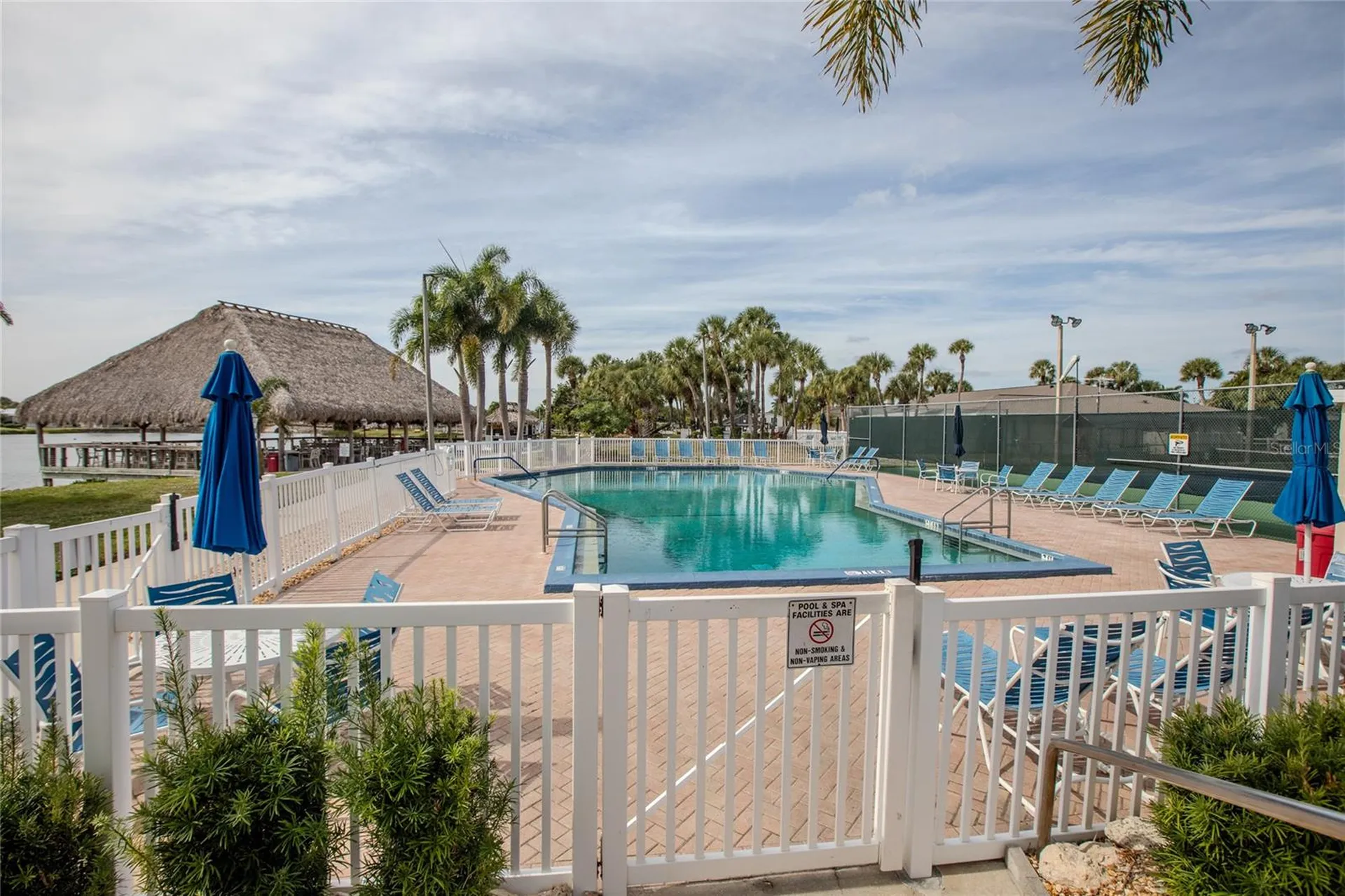 2100 Kings Highway Port Charlotte FL 33980
