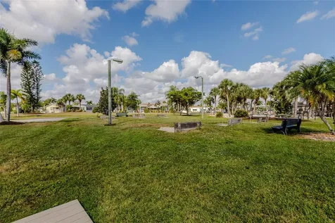 2100 Kings Highway Port Charlotte FL 33980