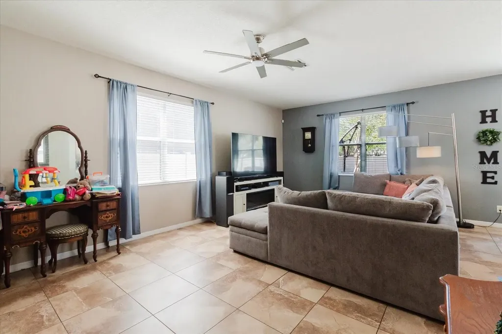 15521 Long Cypress Drive Ruskin FL 33573
