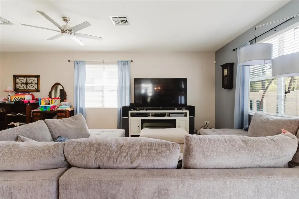 15521 Long Cypress Drive Ruskin FL 33573