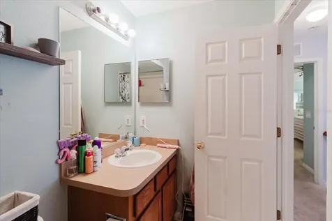 15521 Long Cypress Drive Ruskin FL 33573