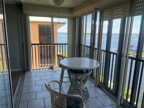 4260 SE 20th Place Cape Coral FL 33904