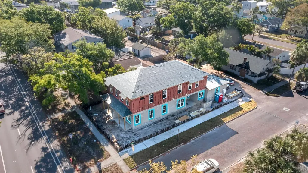 2458 1st Avenue S St Petersburg FL 33712