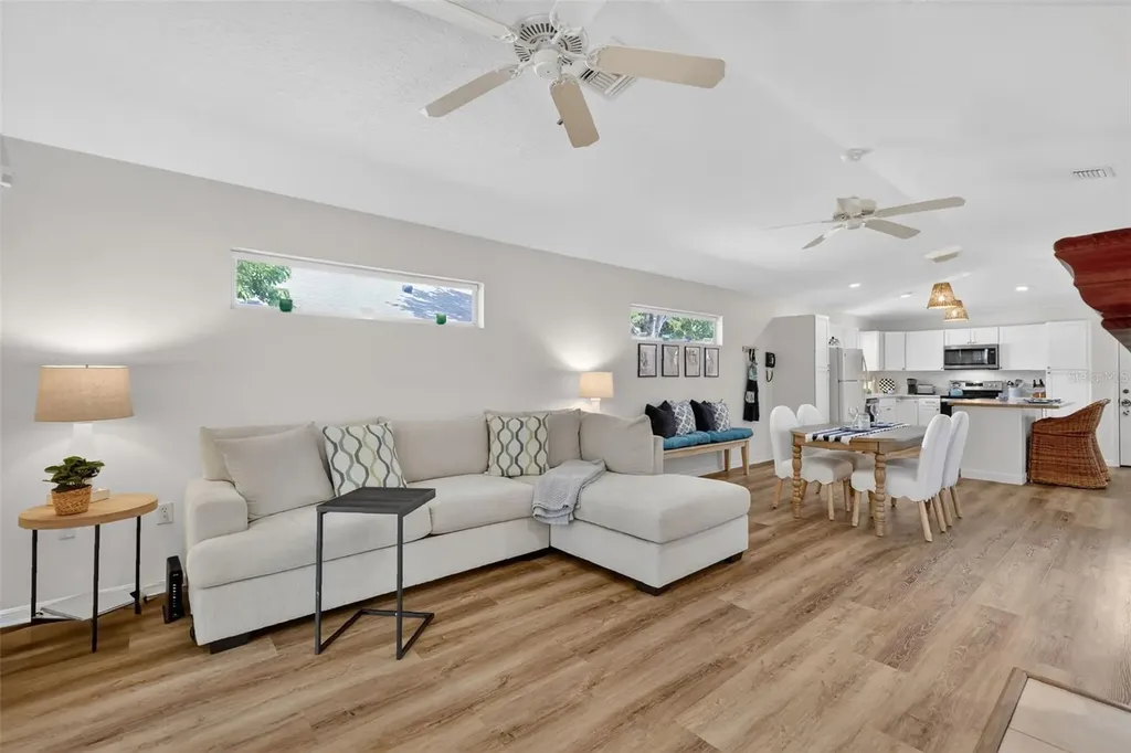 1984 Golden Palm Circle Tavares FL 32778