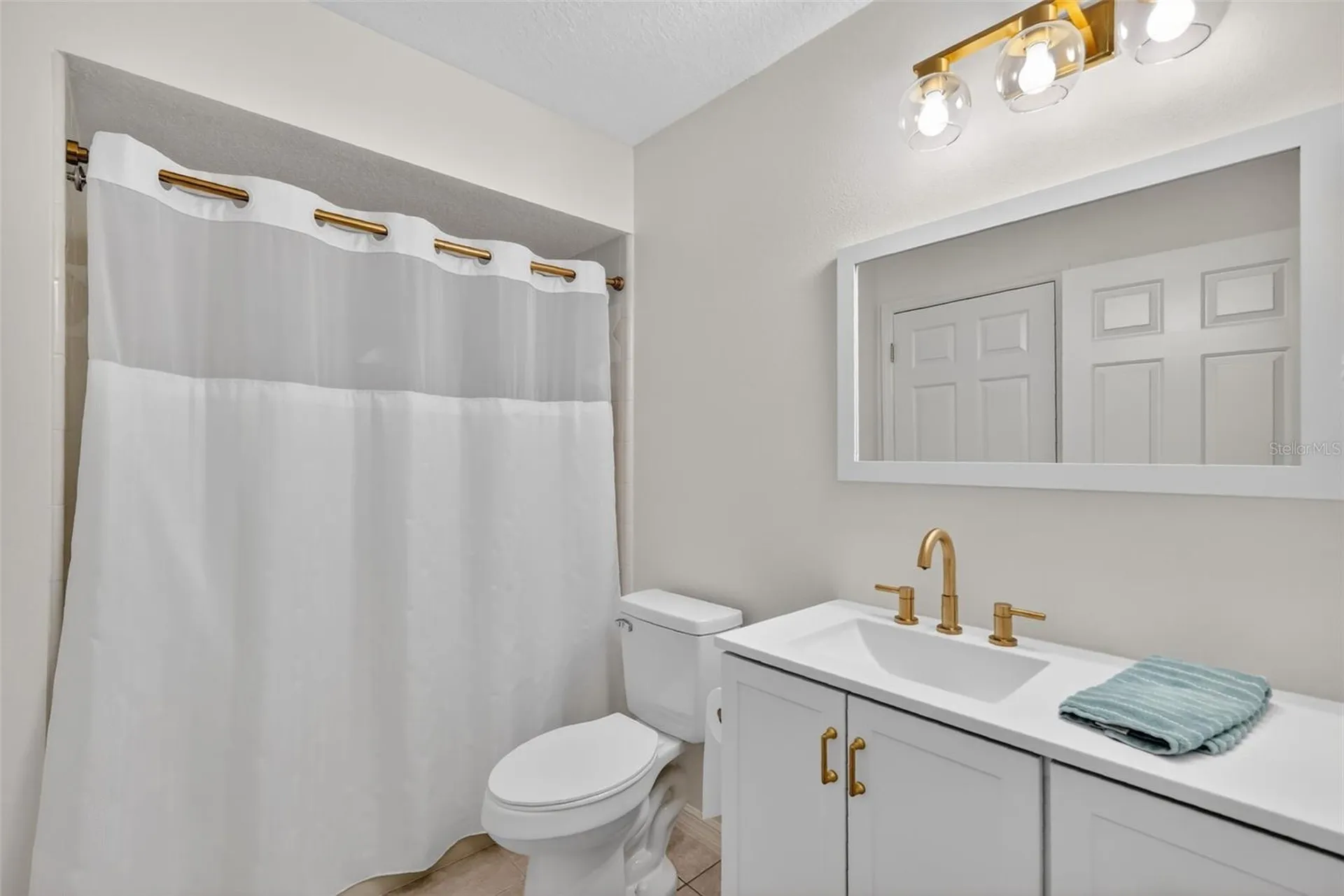 1984 Golden Palm Circle Tavares FL 32778