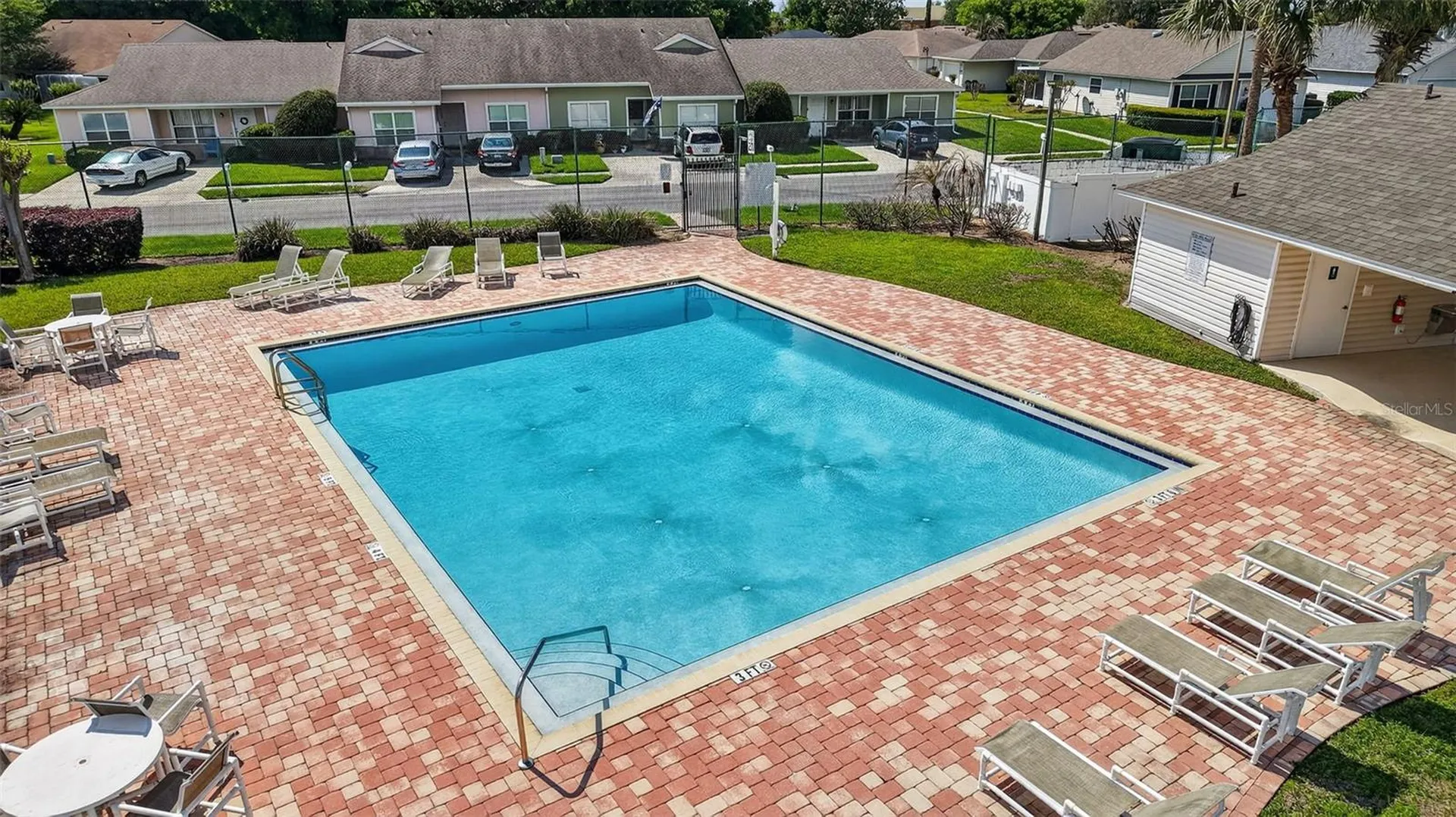 1984 Golden Palm Circle Tavares FL 32778