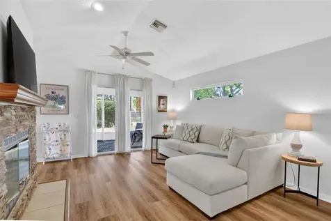 1984 Golden Palm Circle Tavares FL 32778