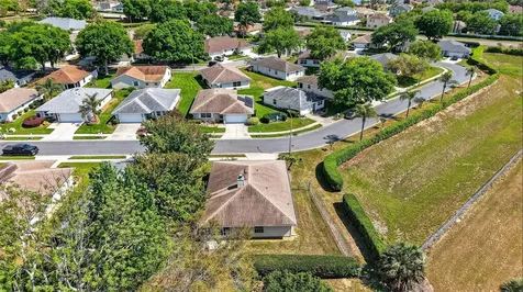 1984 Golden Palm Circle Tavares FL 32778