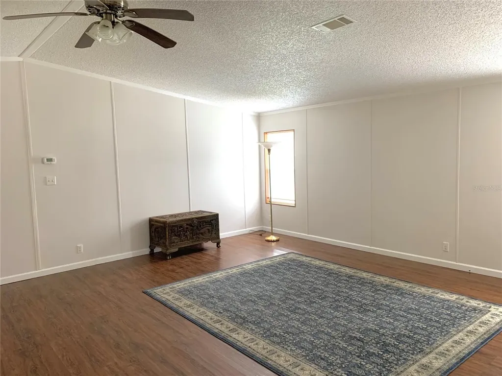 11651 NW 127 Lane Chiefland FL 32626