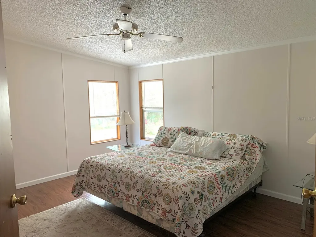 11651 NW 127 Lane Chiefland FL 32626