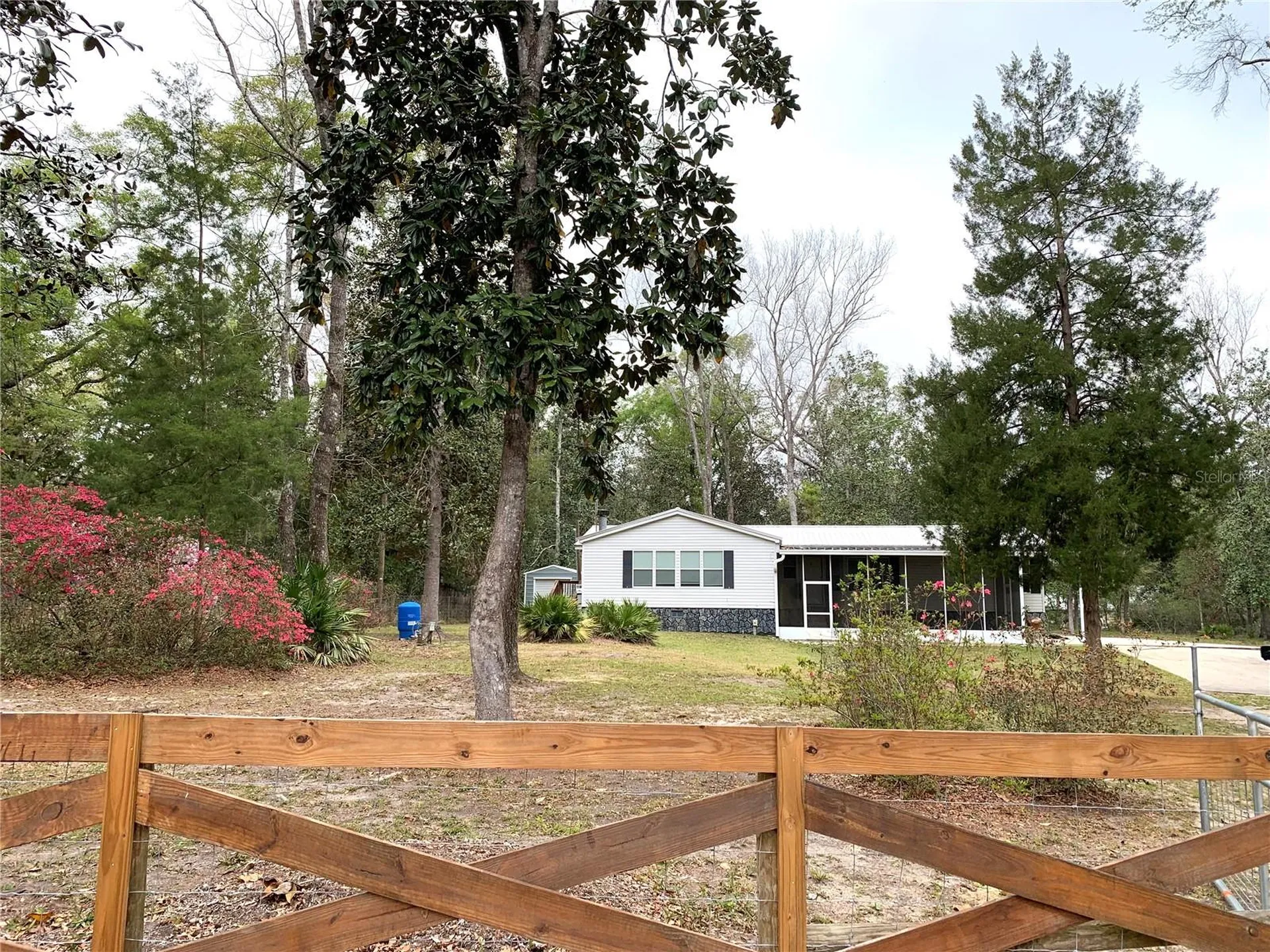 11651 NW 127 Lane Chiefland FL 32626