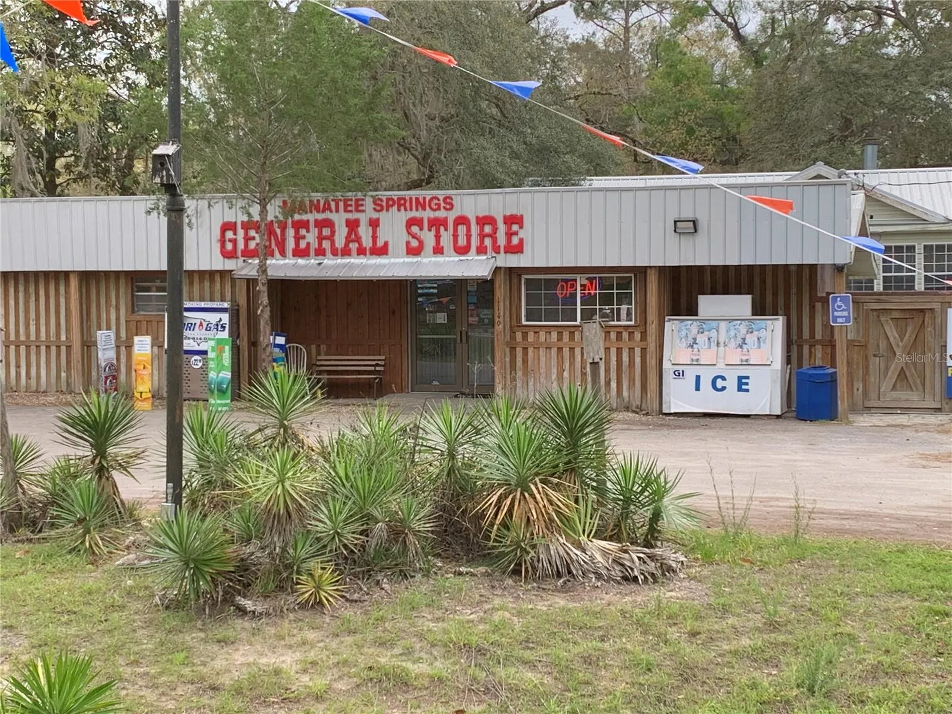 11651 NW 127 Lane Chiefland FL 32626