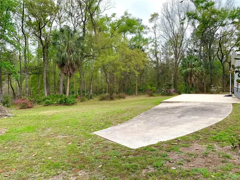 11651 NW 127 Lane Chiefland FL 32626