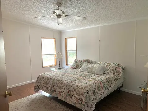 11651 NW 127 Lane Chiefland FL 32626