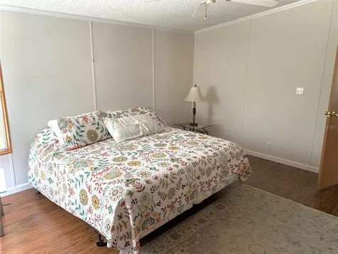 11651 NW 127 Lane Chiefland FL 32626