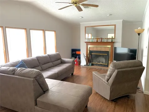 11651 NW 127 Lane Chiefland FL 32626