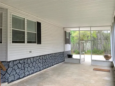 11651 NW 127 Lane Chiefland FL 32626