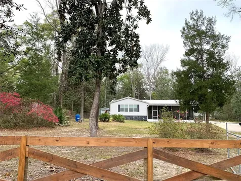 11651 NW 127 Lane Chiefland FL 32626