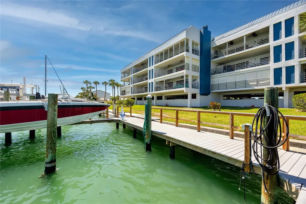 363 Pinellas Bayway S Tierra Verde FL 33715