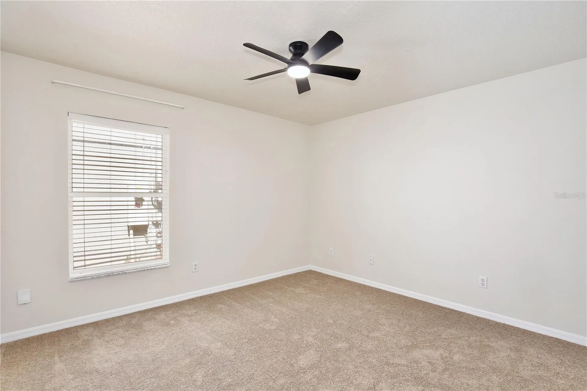 1236 Blackwater Pond Drive Orlando FL 32828