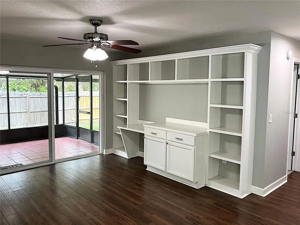 2009 Branch Tree Lane Brandon FL 33511