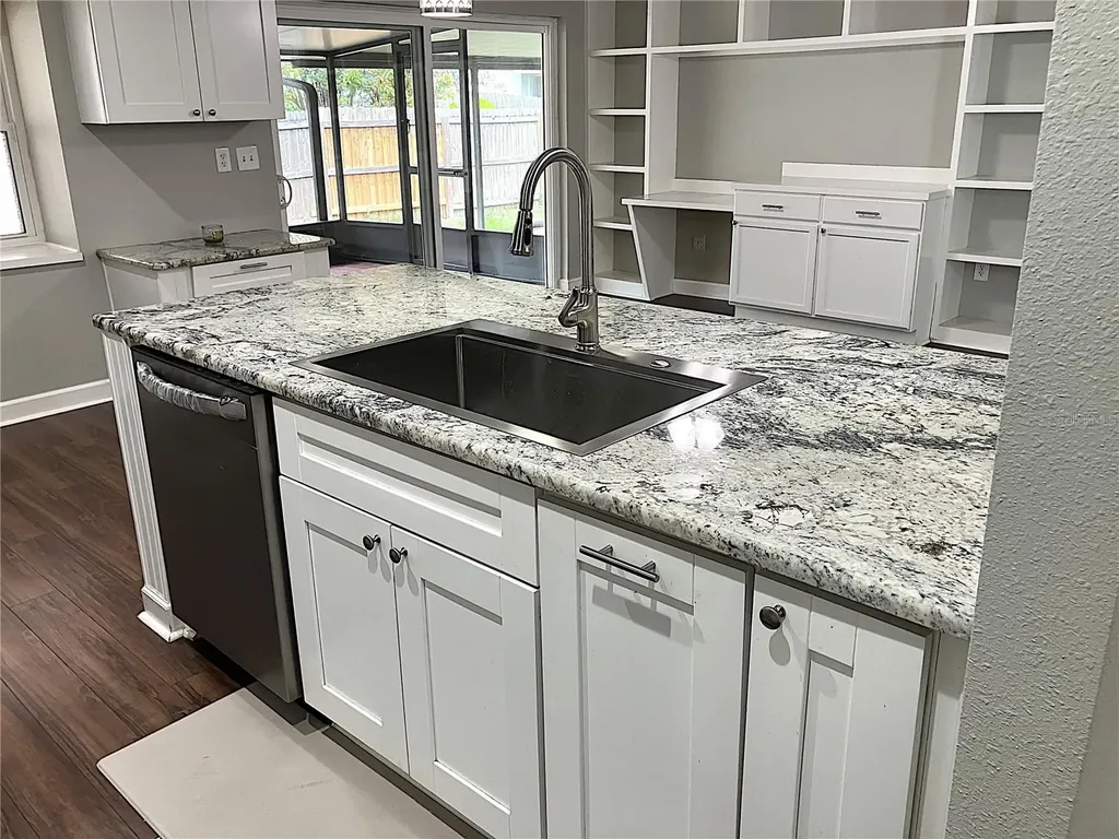 2009 Branch Tree Lane Brandon FL 33511