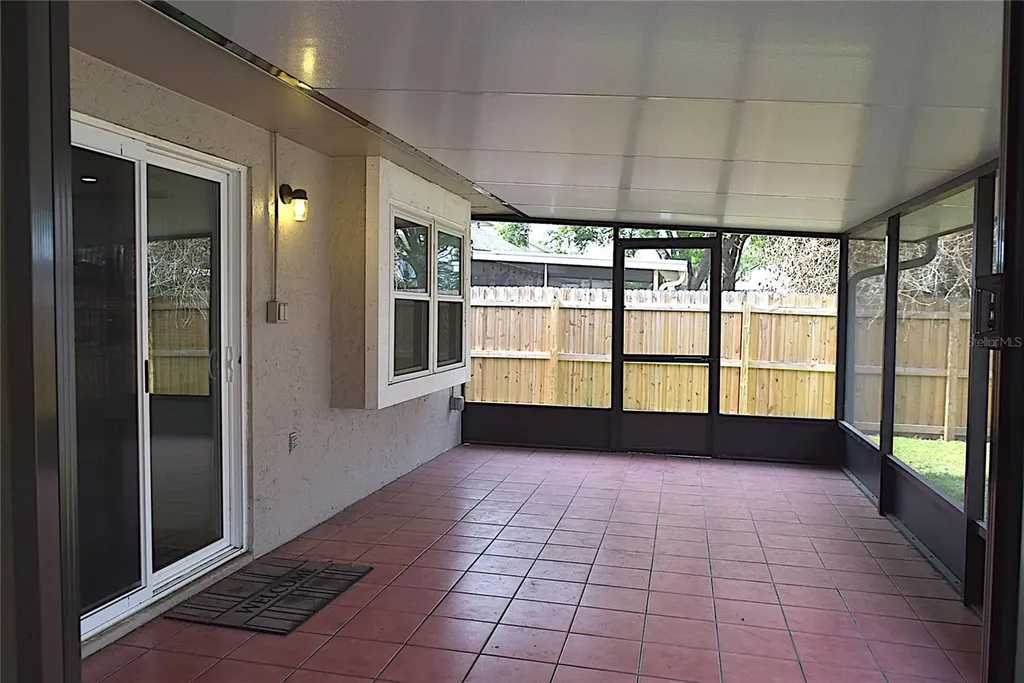 2009 Branch Tree Lane Brandon FL 33511